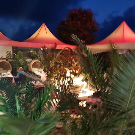 סינמורץ Family Hotel Gogov מראה חיצוני תמונה