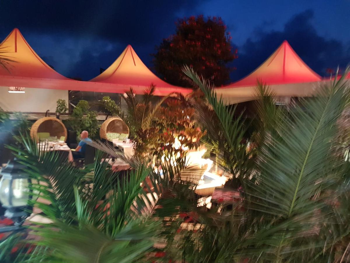 סינמורץ Family Hotel Gogov מראה חיצוני תמונה