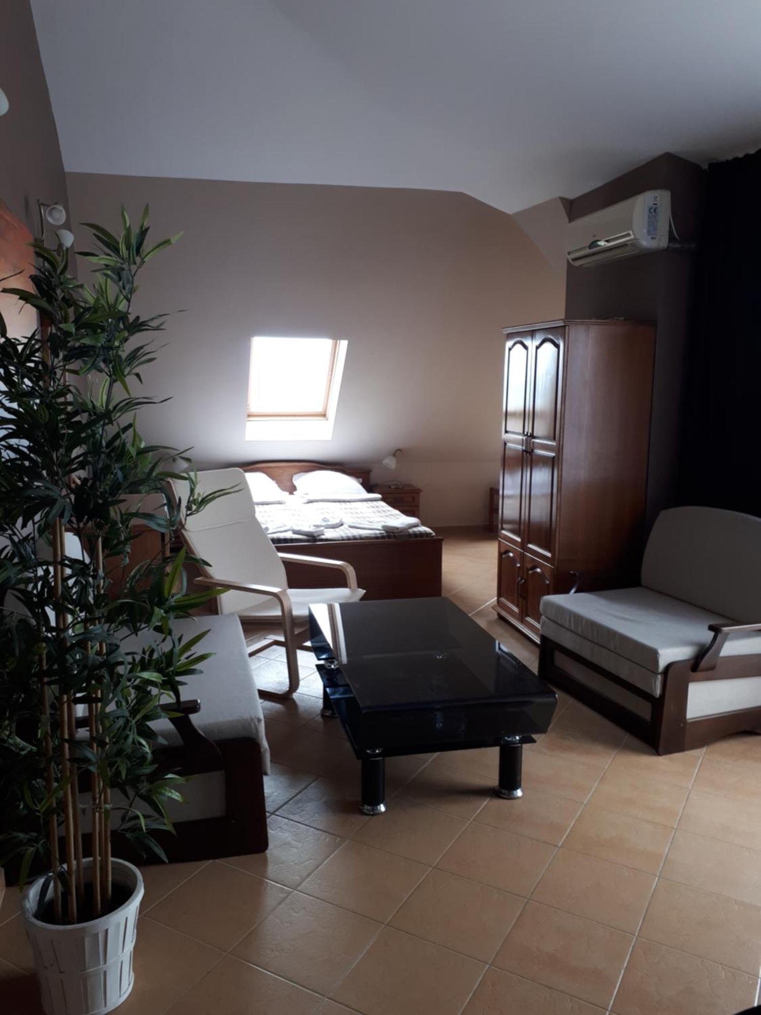 סינמורץ Family Hotel Gogov חדר תמונה